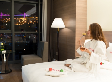 Bài viết giới thiệu về nhà hàng Lobby lounge